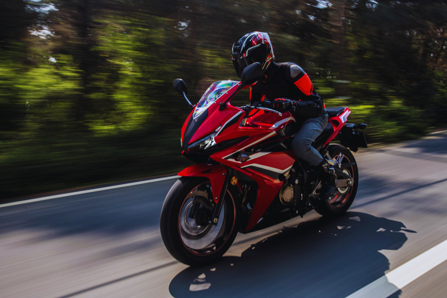 برترین برندها و مدل‌های طرح Z1000